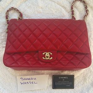 Classic medium res Chanel double flap quilted w gold hardware. Used only twice